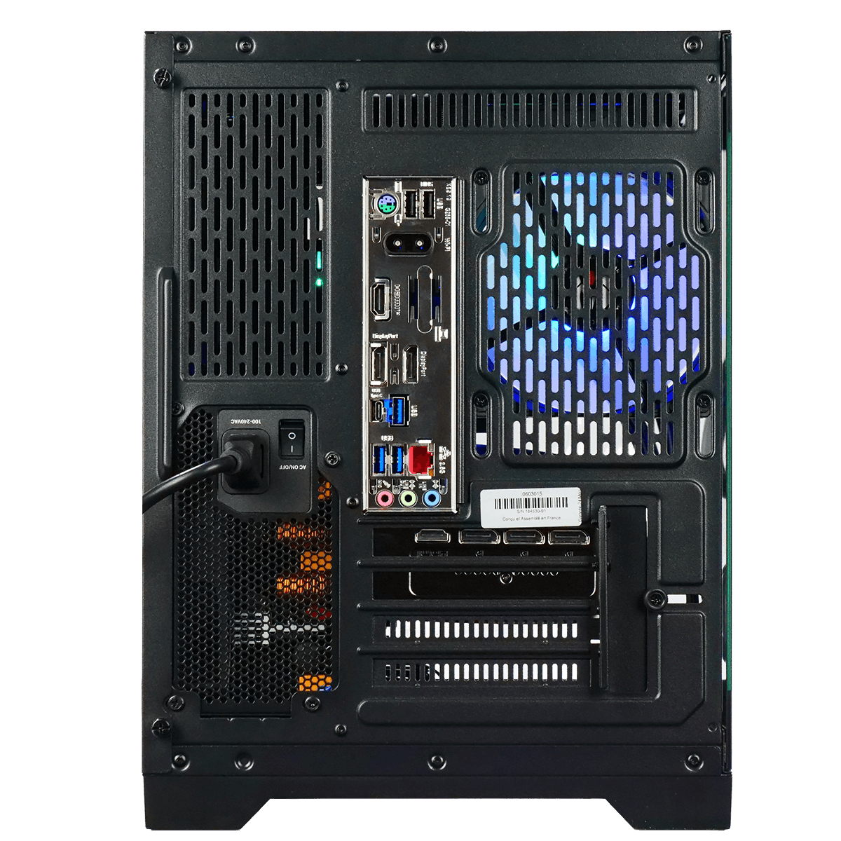 PC Gamer M.RED CBT081-03 de dos : sorties de la carte mère et ventilateur